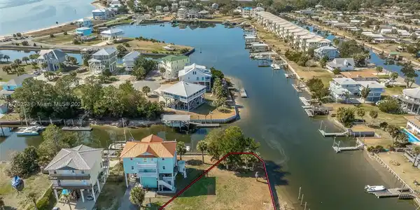 00 SANDY LANE