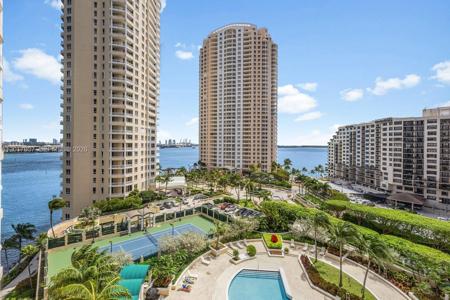 888 Brickell Key Dr