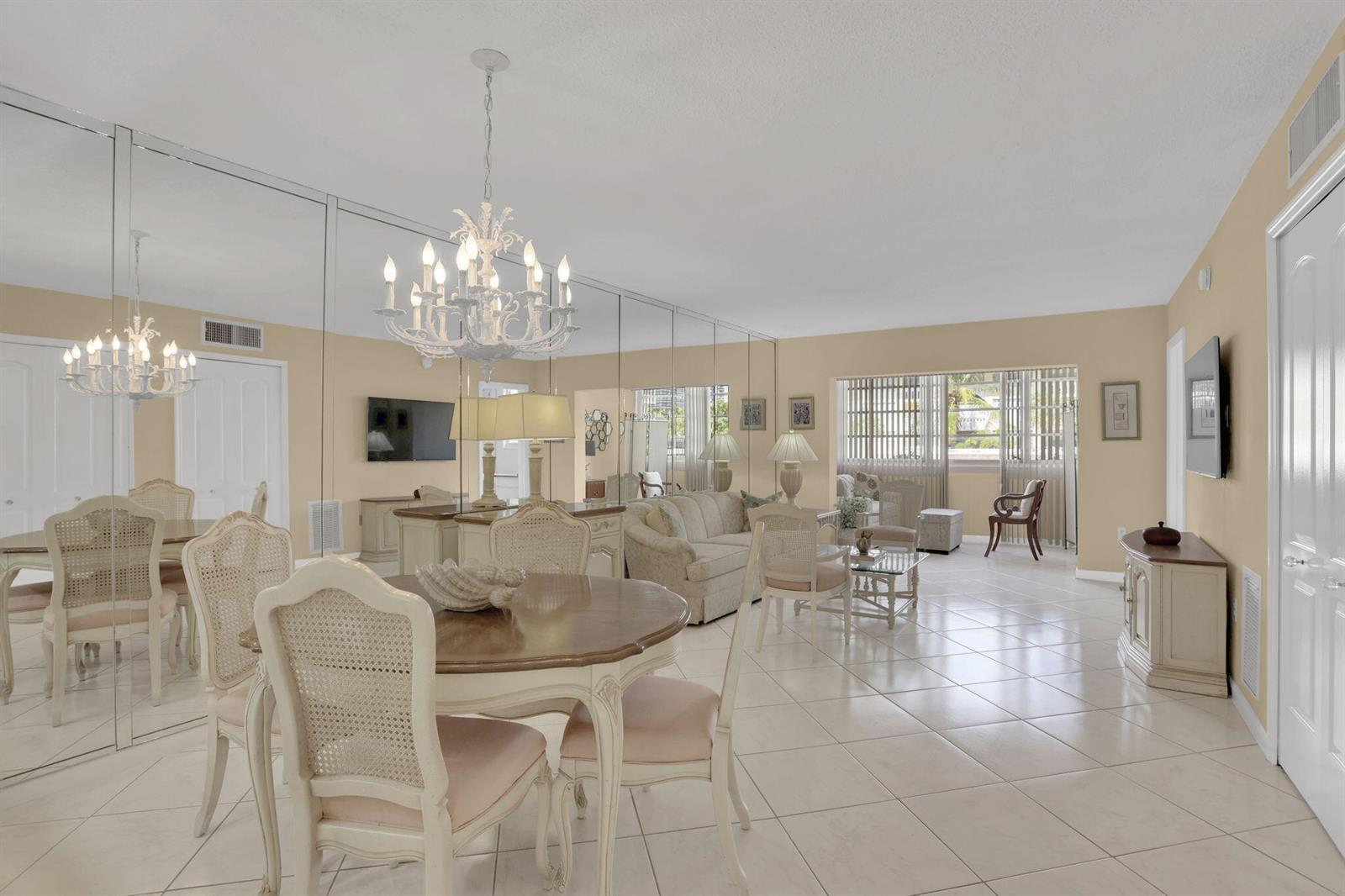 Image 2: Open Floor Plan