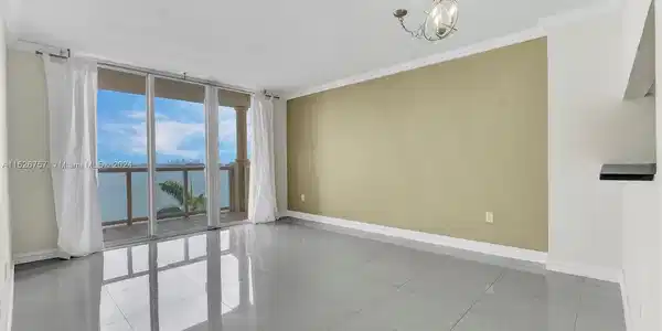 1625 79th Cswy