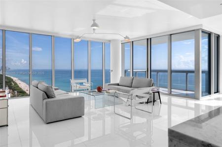 6899 Collins Ave