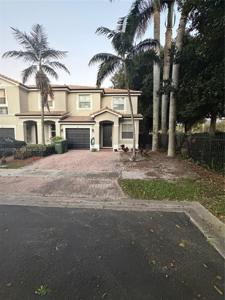 901 NE 42nd Ave