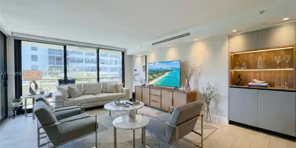 170 Ocean Lane Dr