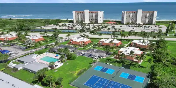 9421 Ocean Drive South