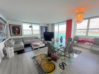 650 West Ave