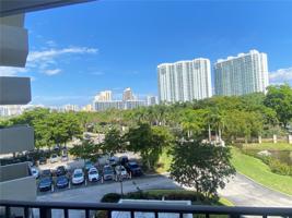 18181 NE 31st Ct Unit 505