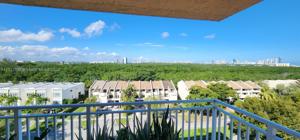 2450 NE 135th St Unit 702