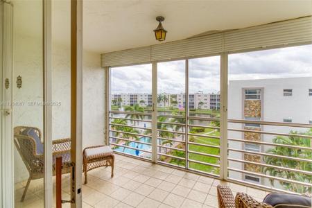 314 SE 10th St