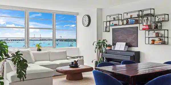 20 Island Ave