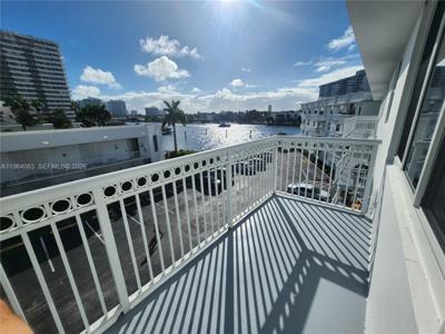 1913 S Ocean Dr