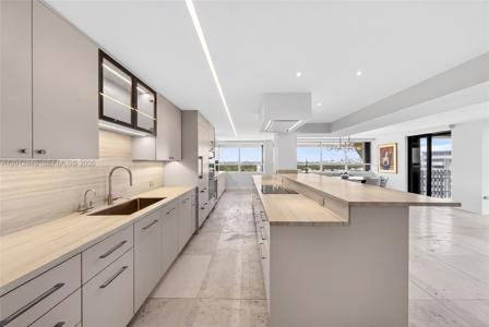 1 Grove Isle Dr