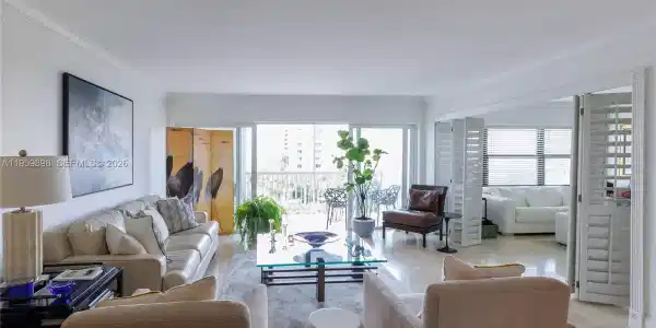 550 Ocean Dr