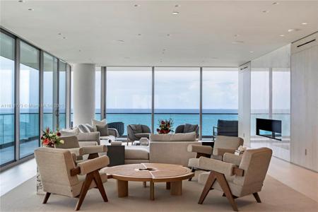 10203 Collins Ave
