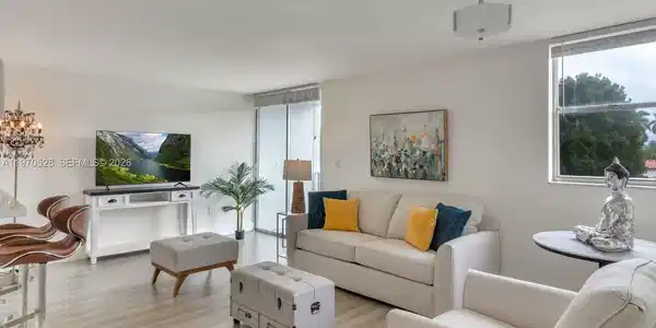 1250 Alton Road