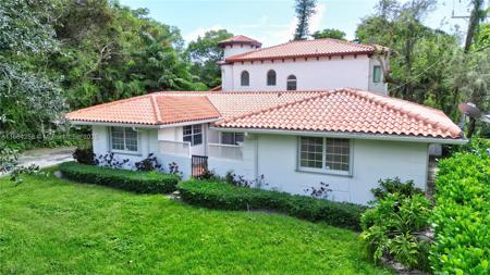 400 Amalfi Ave