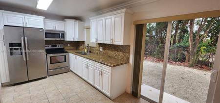 1250 SE 31st Ct