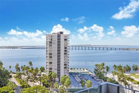 1451 Brickell Ave