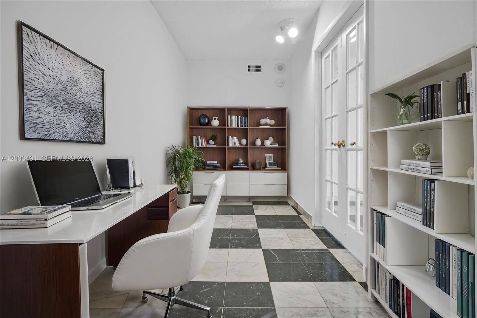 Image 3: virtual staging