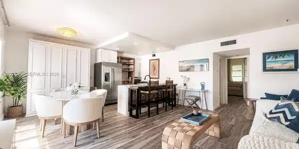 4201 S Ocean Blvd