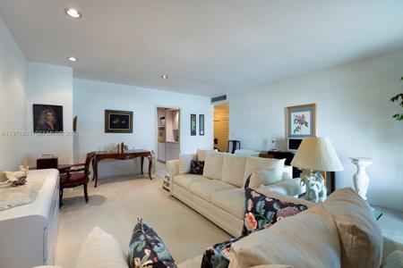 1408 Brickell Bay Dr
