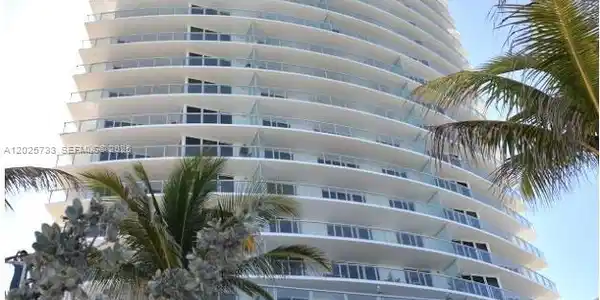 3951 S Ocean Dr