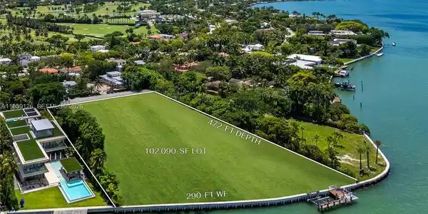5940 N Bay Rd
