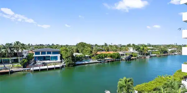 9800 W Bay Harbor Dr