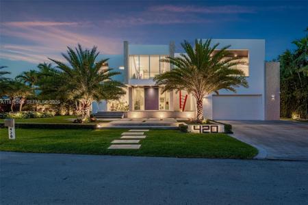 420 Island Dr
