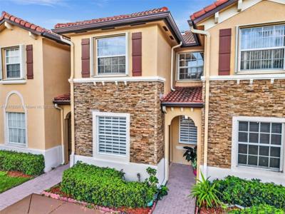 1395 NE 33rd Ave