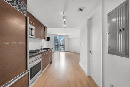 475 Brickell Ave