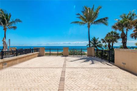4444 El Mar Dr