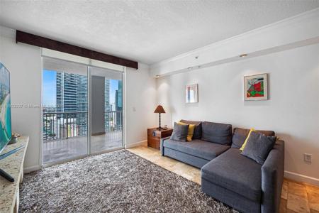 170 SE 14th St