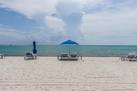 10101 Collins Ave