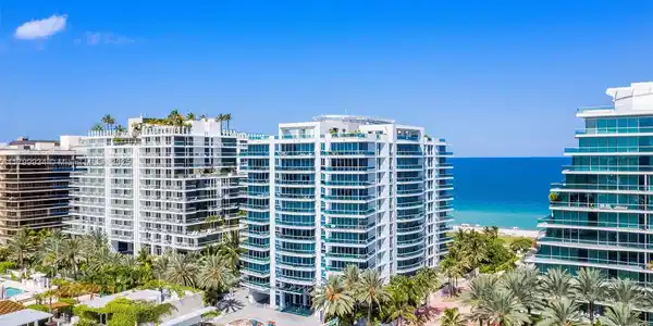 9401 Collins Ave