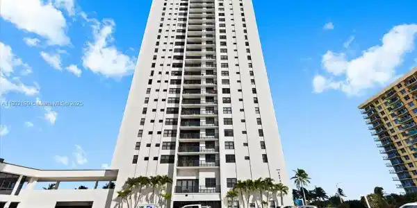 2301 S Ocean Dr