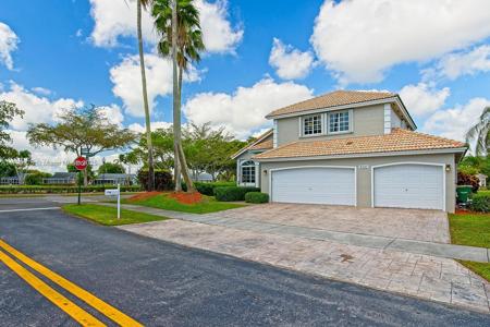 500 SE 25th Dr