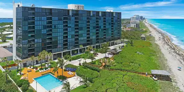 10410 S Ocean Dr