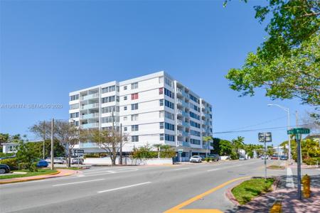 8000 Harding Ave