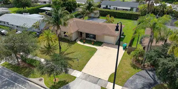 9000 Caribbean Blvd
