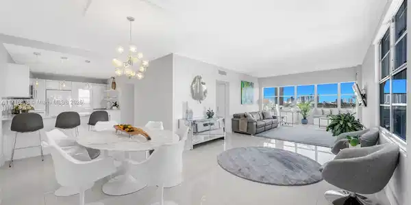 3 Island Ave