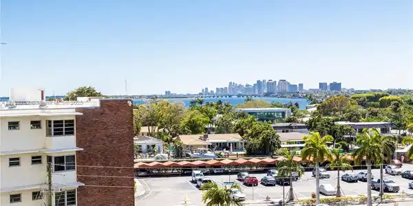 4000 Towerside Ter