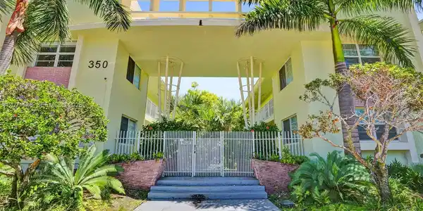 350 S Shore Dr