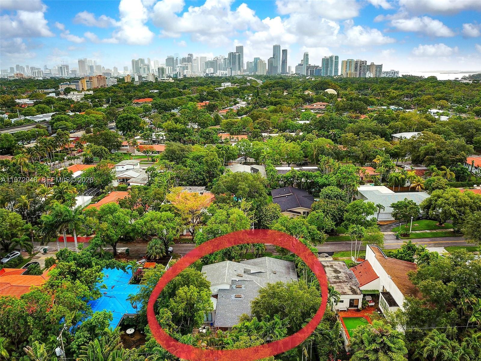 Image 4: Great location! Only five minutes to Brickell financial center