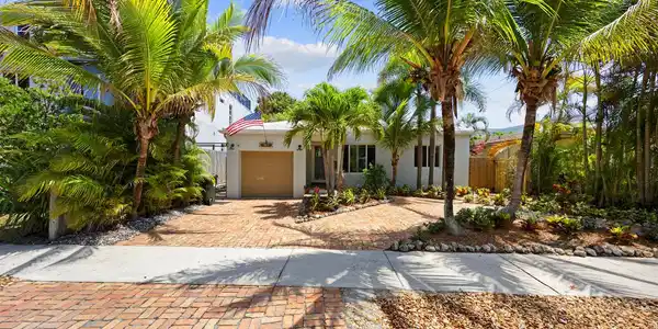 634 NE 17th