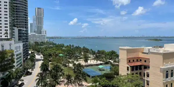 1717 N BAYSHORE DR