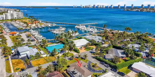 Image 3: 55-web-or-mls-DJI_20260206115423_0525_D