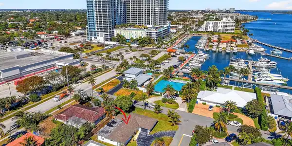 Image 4: 54-web-or-mls-DJI_20260206115348_0511_D