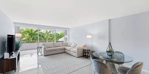155 Ocean Lane Dr