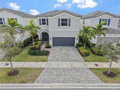 1388 SE 27th Ter