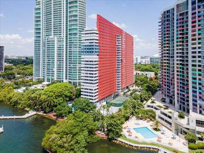 1627 Brickell Ave